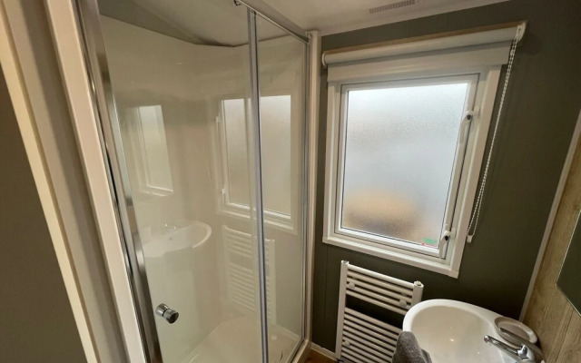 8 Guests - Swimming Pool - 1min to the Beach