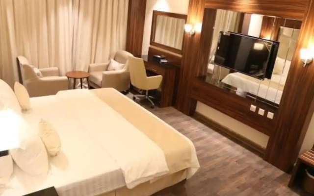 Ebreez Hotel