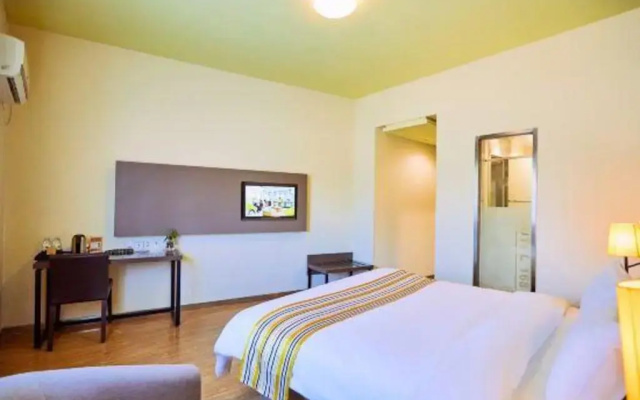 Motel 168 Shanghai Daduhe Road Changfeng Park Branch