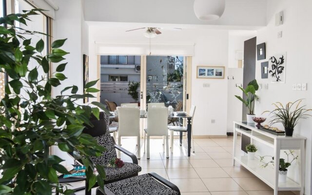 Abrielle Villas and Apartments