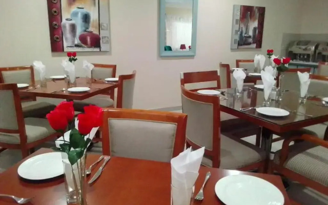 Benoni N12 Hotel
