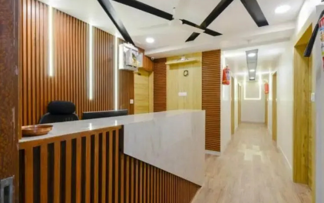 Hotel Safari Inn by OYO Rooms