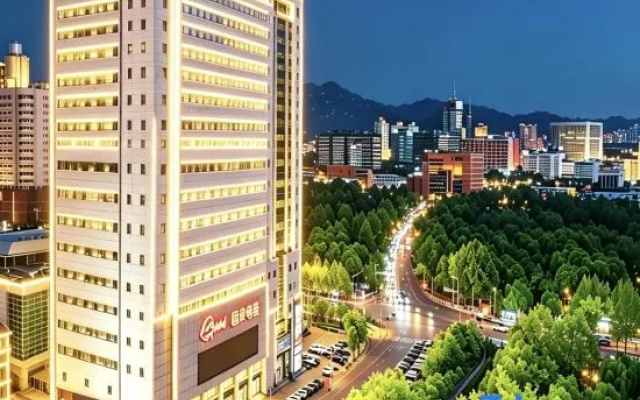 Lavande Hotel Jinan Quancheng Square Baotu Spring North Gate – Outside – Jinan