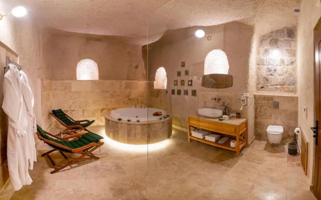 Peristyle Cave Cappadocia - Special Class