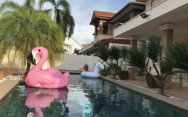 be.Tropical -Private Pool -BBQ -18-24pax