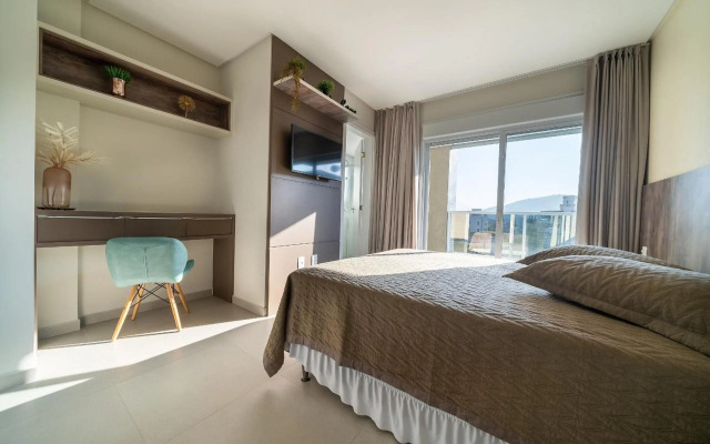 158 - Cobertura alto padrão em Mariscal 04 suítes