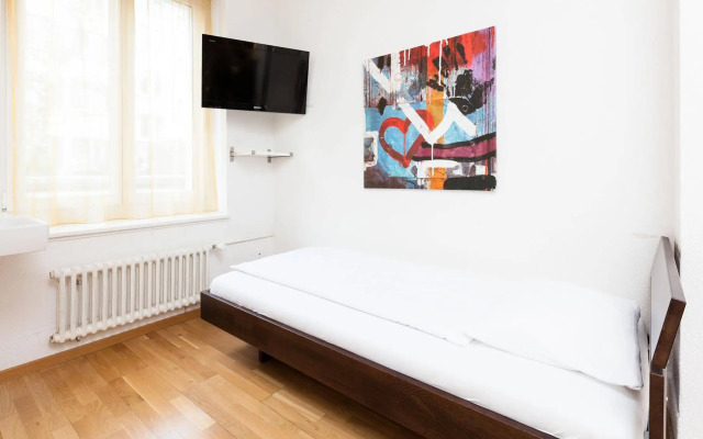 Swiss Star Guesthouse Oerlikon