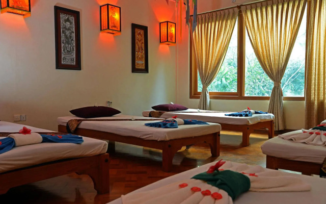 Bagan Thande Hotel, Old Bagan
