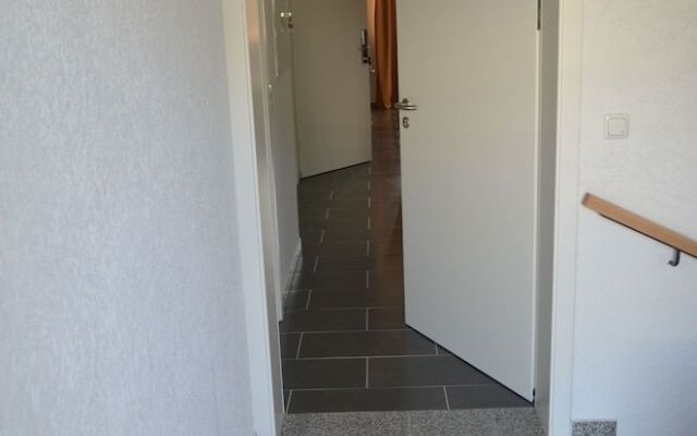 Zwei Raben Pension
