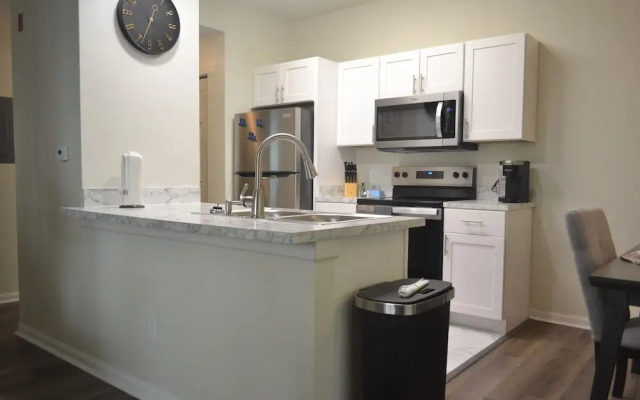 Stylish Condo Near Clearwater's Beach
