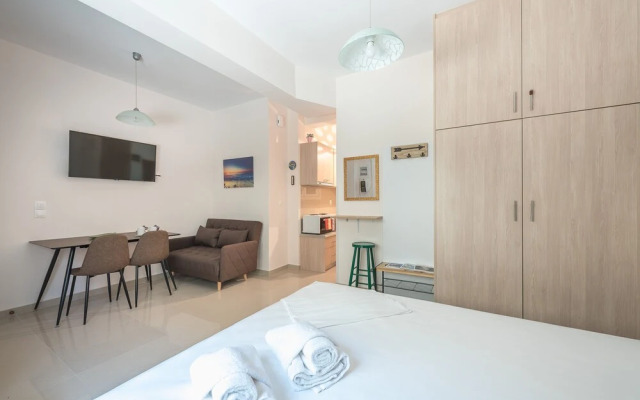Cozy Acropolis Studio by CloudKeys