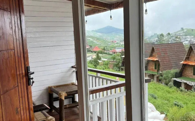 Altura Cabin Dieng