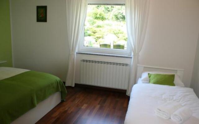 Guesthouse Pri Mihelovih