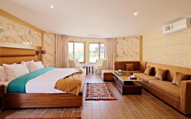Seven Wonders Luxury Camp