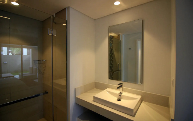 Element Bay 2 Beach Apartments By Barnes