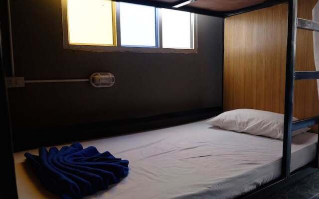 Took Took Hostel - Adults Only