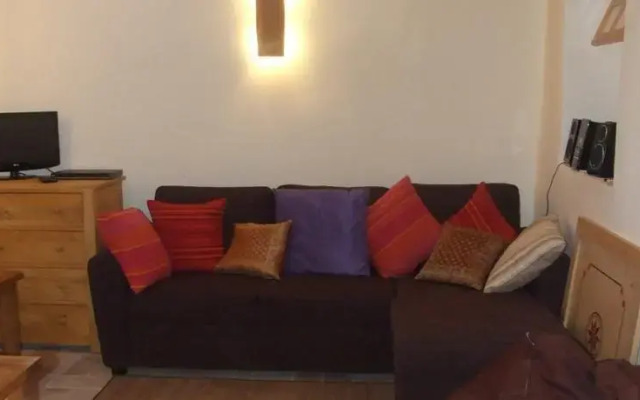 Tonel Cottage