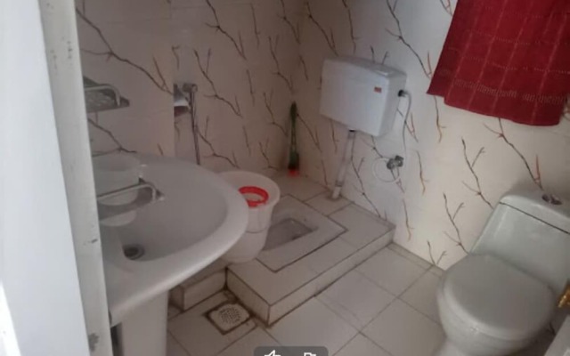 Three Star Hotel