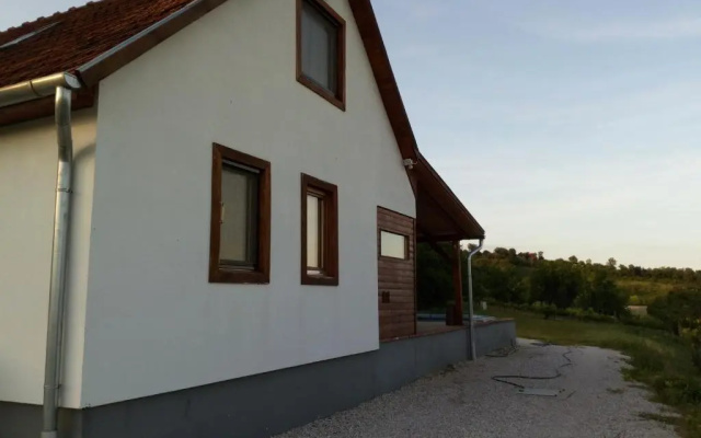 Pécsely apartman