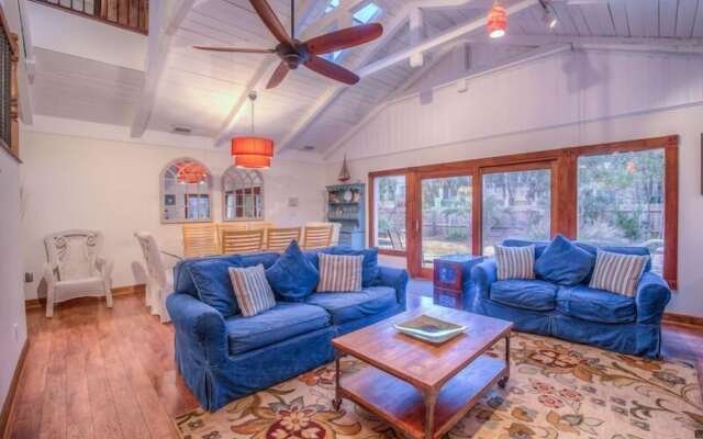 Island Oasis 6 Bedroom Holiday Home