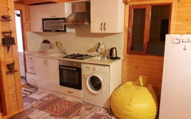 YALILI Wooden House
