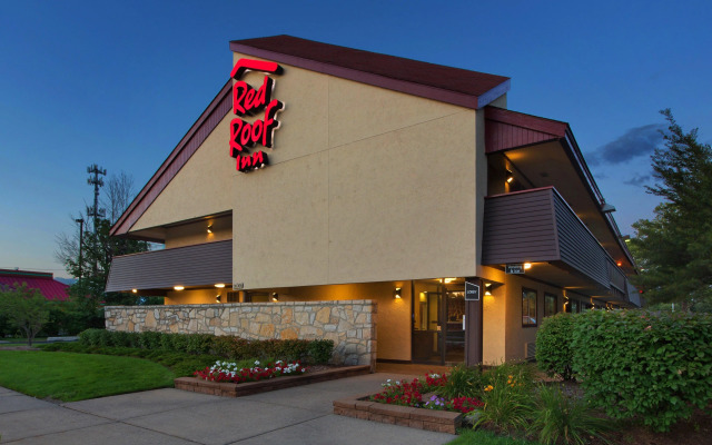 Red Roof Inn Detroit - Warren