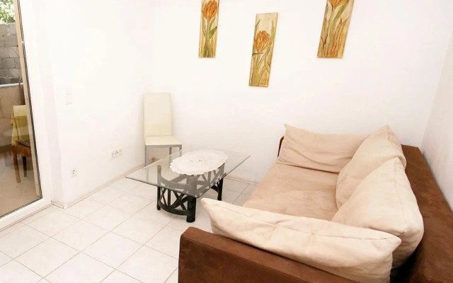 Apartments by the sea Drasnice, Makarska - 6051