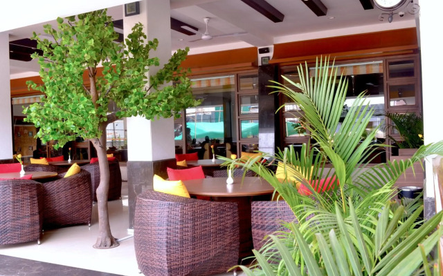 Club Emerald
