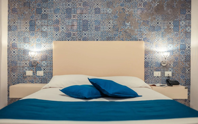 Nautilus Hotel