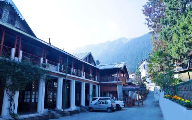 Royal Hotel