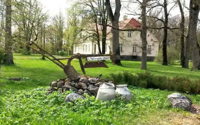 Oidremaa Manor Homestay