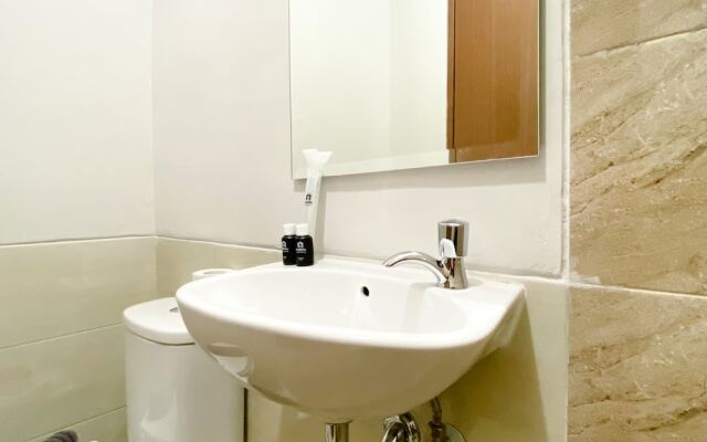 Well Furnished Studio Apartment at Transpark Juanda Bekasi Timur by Travelio