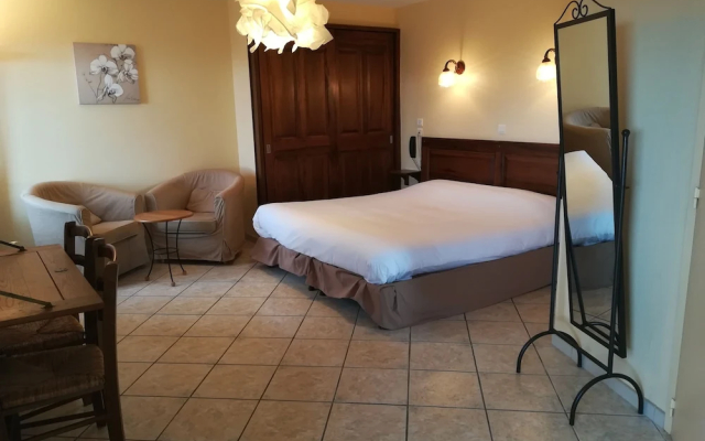 Hostellerie Gourmande Mère Biquette
