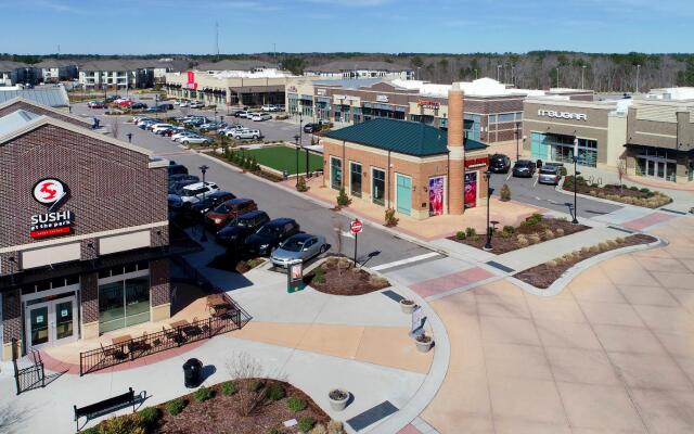 Courtyard by Marriott Raleigh Cary/Parkside Town Commons