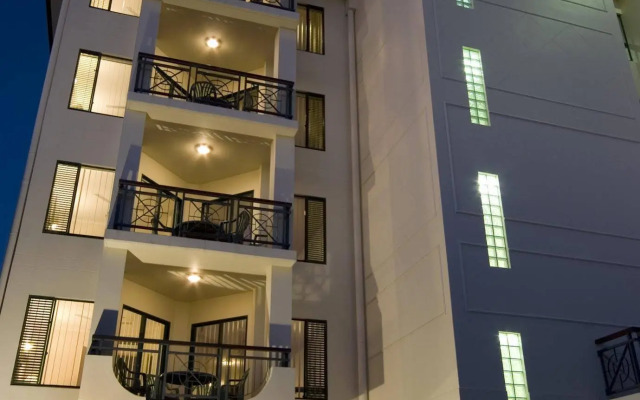 Tropic Towers Apartments