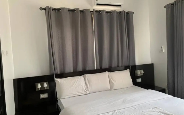 3 Bed Apartment at a Central Location