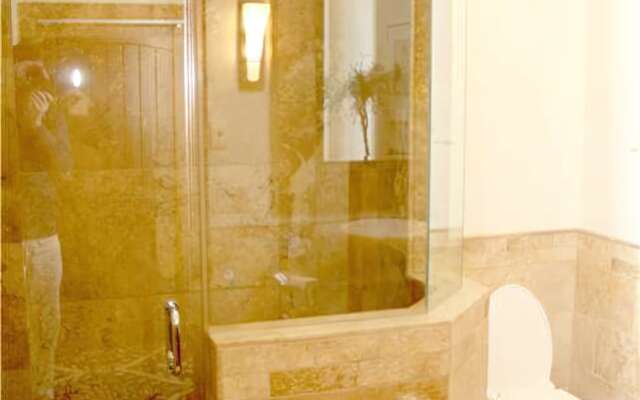 Wellington Haus - Private Hot Tub