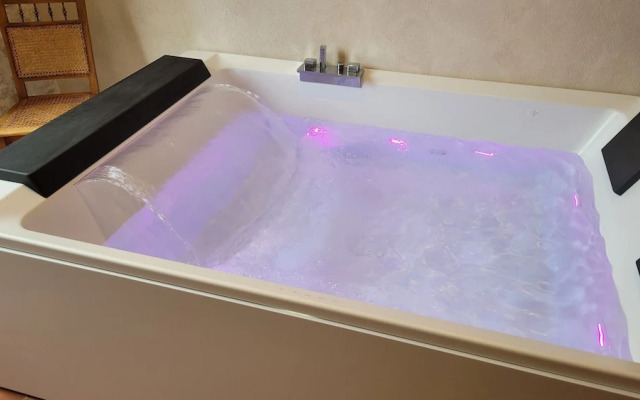 Domaine de la Cascade Parfumée