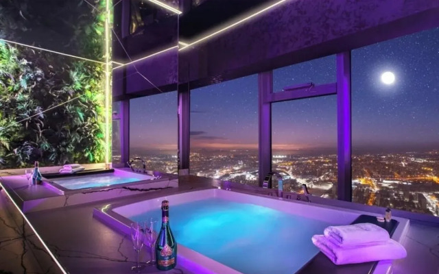 Apartments in Sky Tower with Bathtub near the window