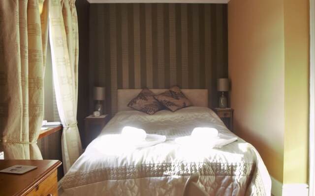 Plas Newydd Farm