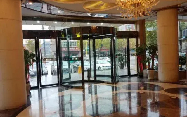 Wuxue Ruiqing Hotel