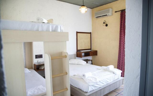 Minoas Hotel