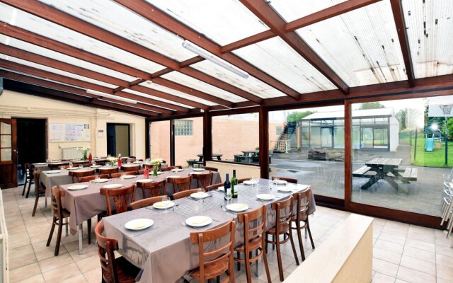 Cozy Holiday Home in Somme-Leuze with Private Swimming Pool