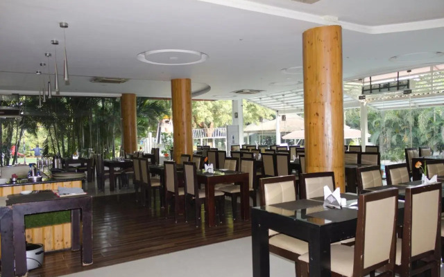 Mrugavani Resort and Spa