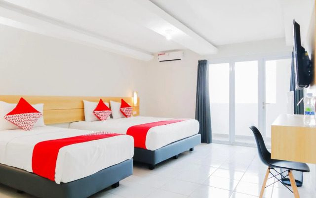 OYO Flagship 210 Amethyst Kemayoran Near RSUD Pademangan