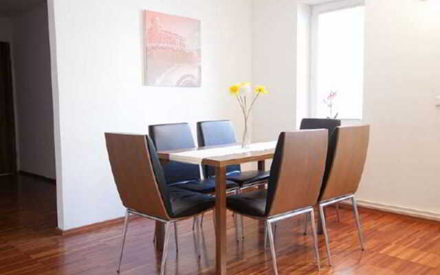 Royal Living Apartments