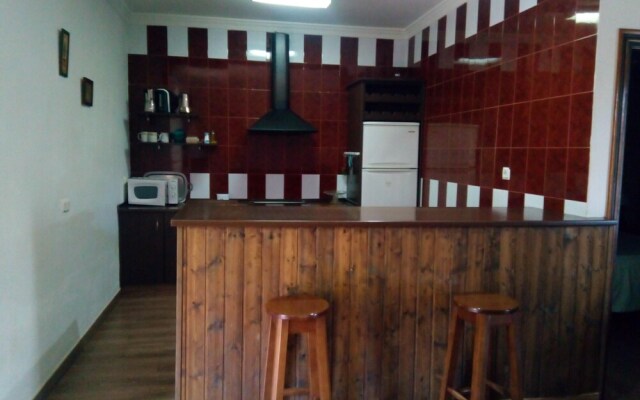 Villa With 4 Bedrooms in Prado del Rey, With Private Pool, Enclosed Garden and Wifi