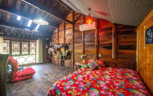 Zhangjiajie Lodge In The Forest