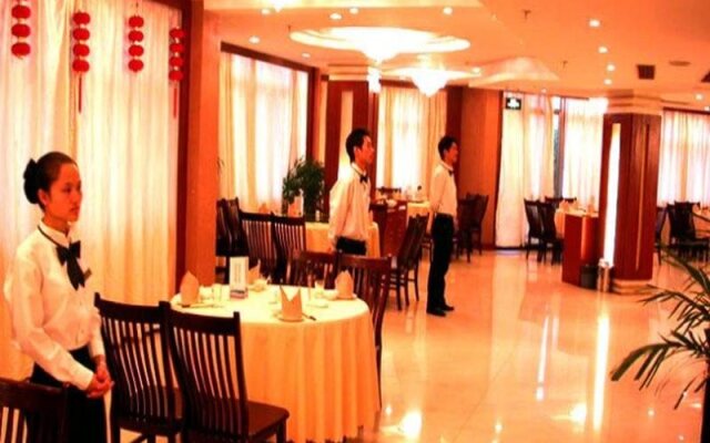 Yi Wu Bai Rui Hotel