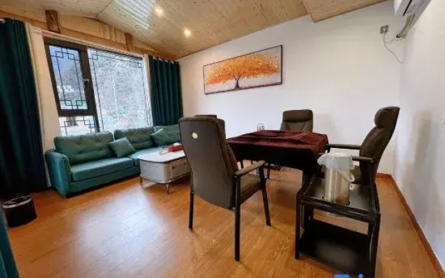 Jiuzhaigou Chenyi Courtyard Homestay